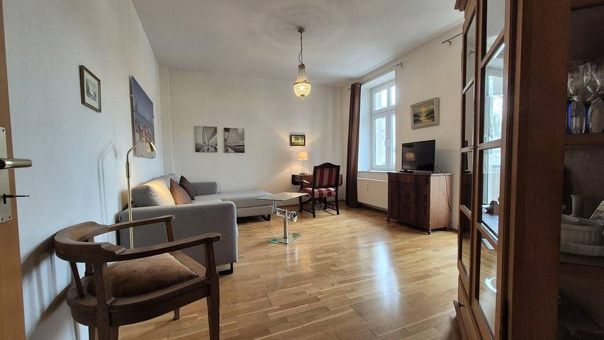 Ferienwohnung für 2 Personen, mit Balkon in Warnemünde - 2