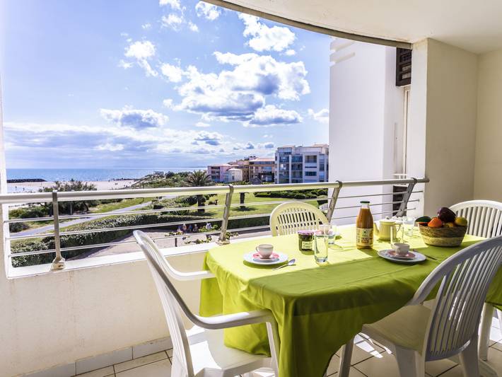 Gîte pour 4 personnes, avec terrasse dans Plage Rochelongue - 2