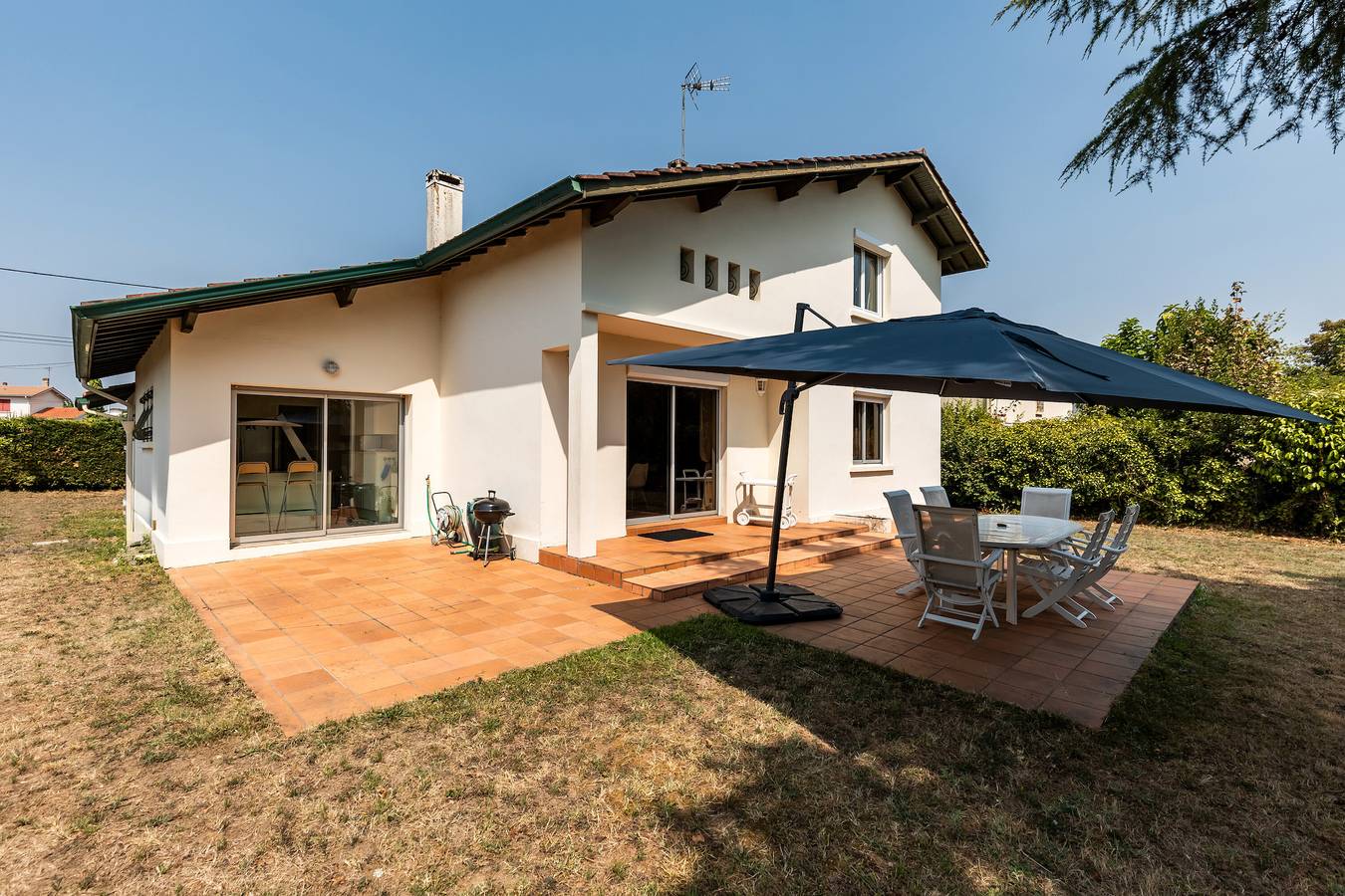 Villa De Monzie – Confort, encanto y tranquilidad en el corazón de Bazas in Bazas, Región de Langon