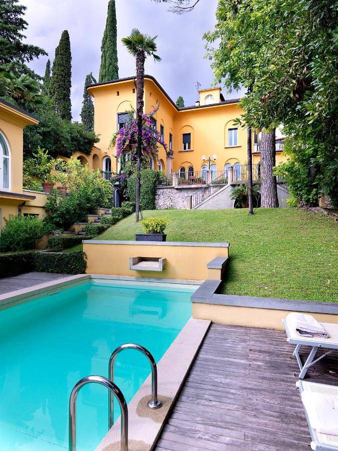 Villa Ella con Depandance in Spiaggia Casinò di Gardone Riviera (Gardone Riviera), Gardone Riviera
