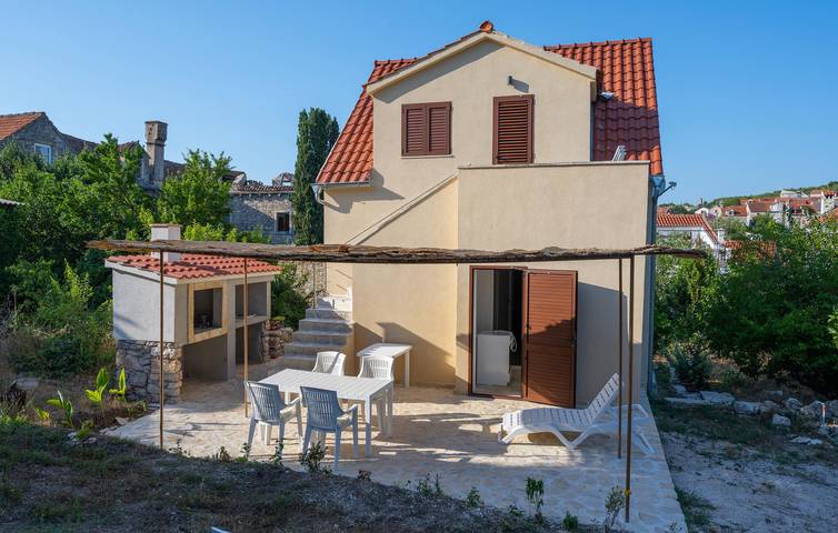 Ferienwohnung für 4 Personen, mit Terrasse und Garten - 1
