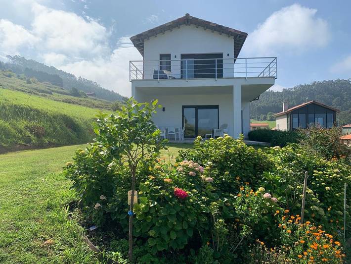 Casa rural para 7 personas, con Balcón y Terraza además de Jardín y Vistas en Ribadesella - 4