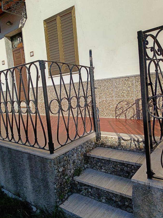 Location de vacances pour 5 personnes, avec balcon, adapté aux familles à Melito di Porto Salvo - 2