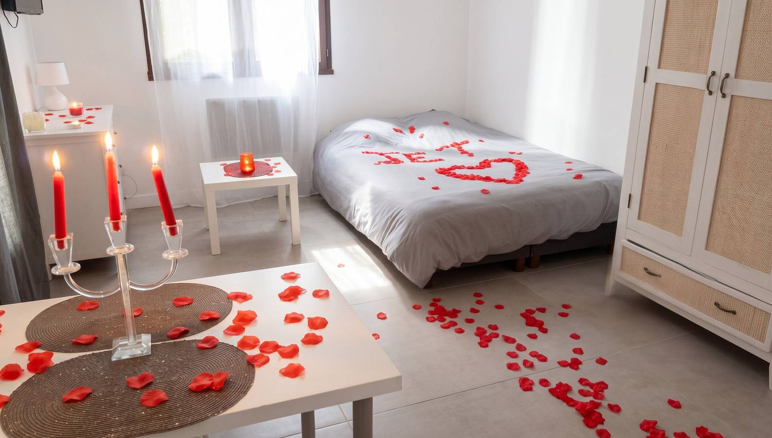 Appartement entier, Appartement charmant près d'Orange avec piscine partagée in Orange, Vaucluse