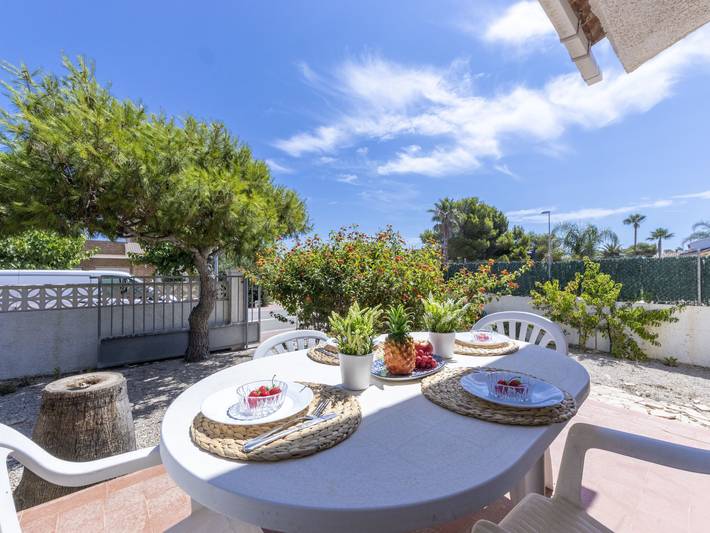 Ferienhaus für 4 Personen, mit Terrasse und Garten in Riumar
