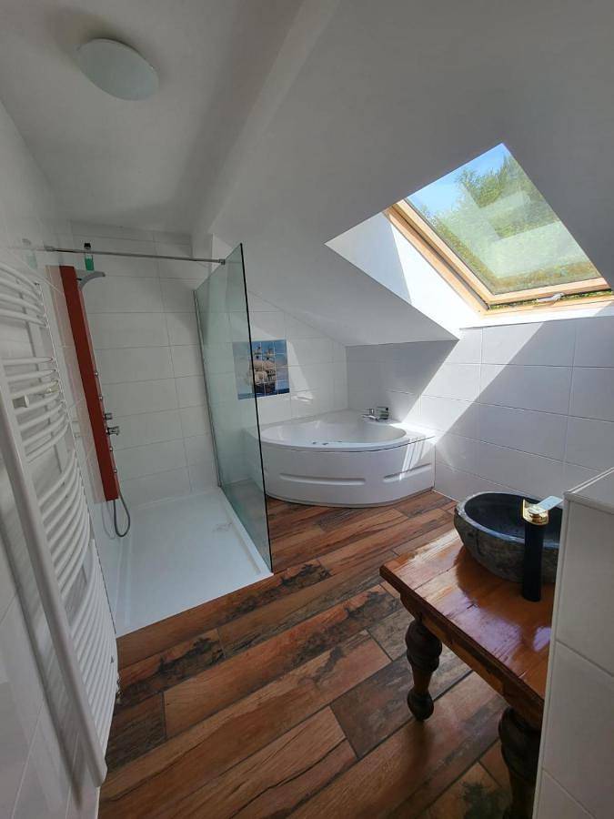 Ferienwohnung für 7 Personen, mit Whirlpool