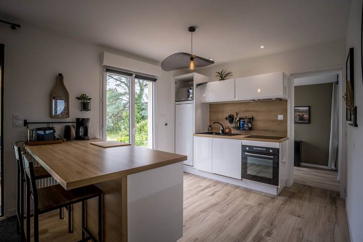 Location de vacances pour 8 personnes, avec Terrasse et Jardin à Penvénan - 4