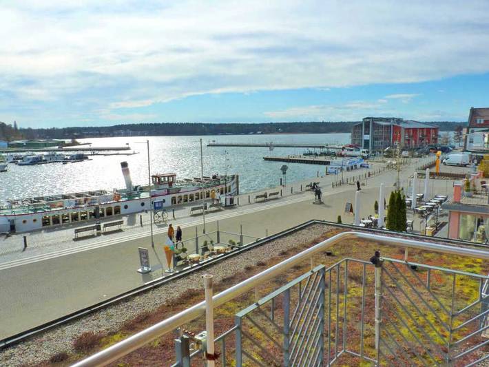Ferienwohnung für 2 Personen, mit Balkon und Seeblick sowie Ausblick in Waren (Müritz) - 4