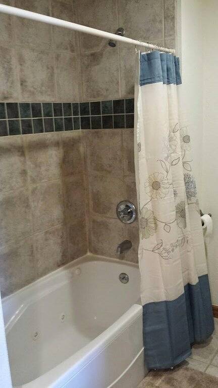 Vacation rental for 6 people, with balcony and sauna in Avon