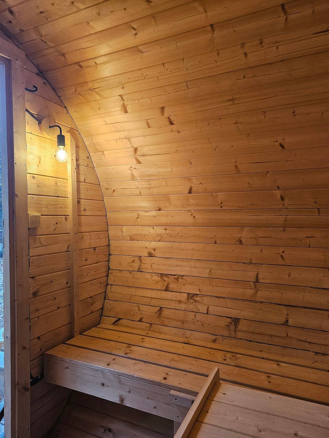 Casa de huéspedes «La Roulotte des Chouchous» con aire acondicionado in Hourtin, Lesparre-Médoc region