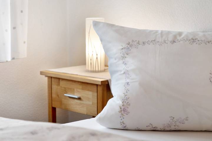 Room 'Zimmer 37' with Shared Garden and Wi-Fi in Nürtingen, Landkreis Esslingen