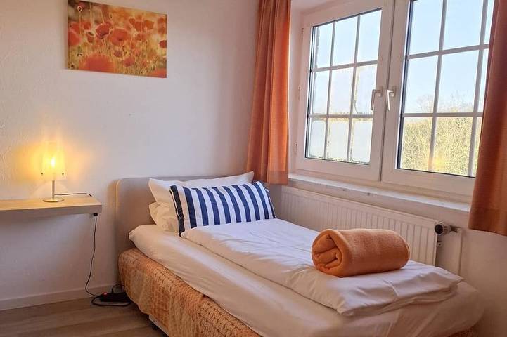 Ferienhaus für 3 Personen, mit Terrasse in Werdum - 2