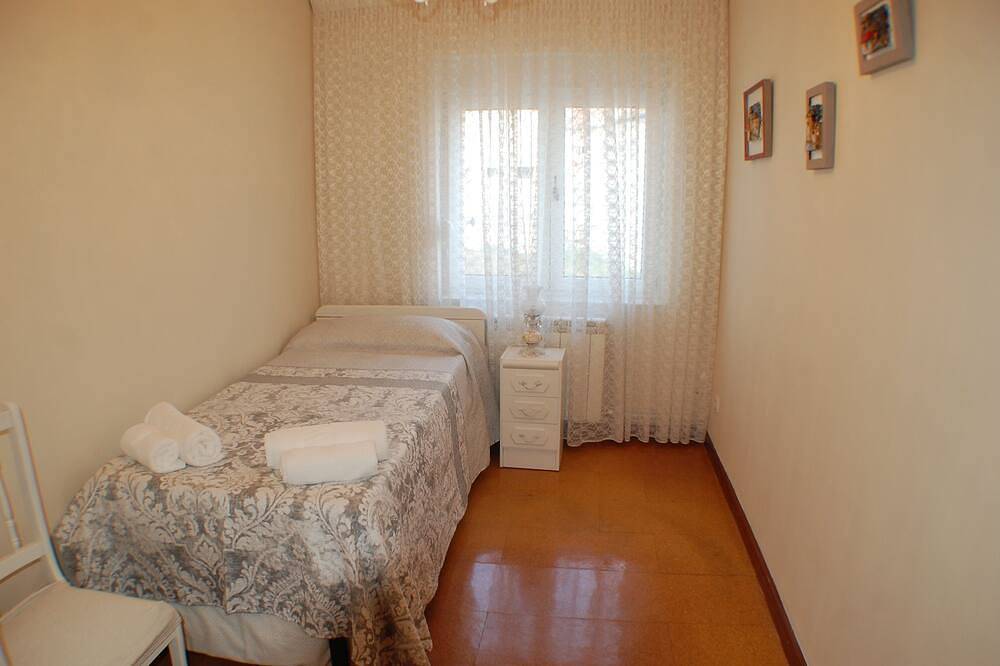 Apartamento entero, Apartamento en Reinosa muy céntrico de 4 plazas. in Reinosa, Cordillera Cantábrica