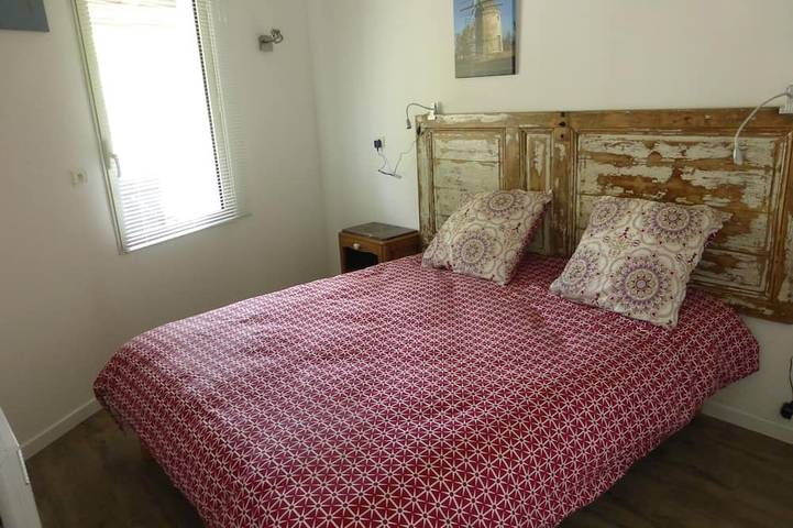 Location de vacances pour 6 personnes, avec jardin et jacuzzi, animaux acceptés à Nages-et-Solorgues - 4