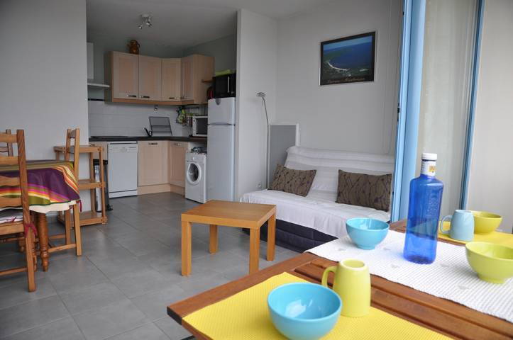 Appartement de vacances pour 4 personnes, avec balcon et vue sur le lac