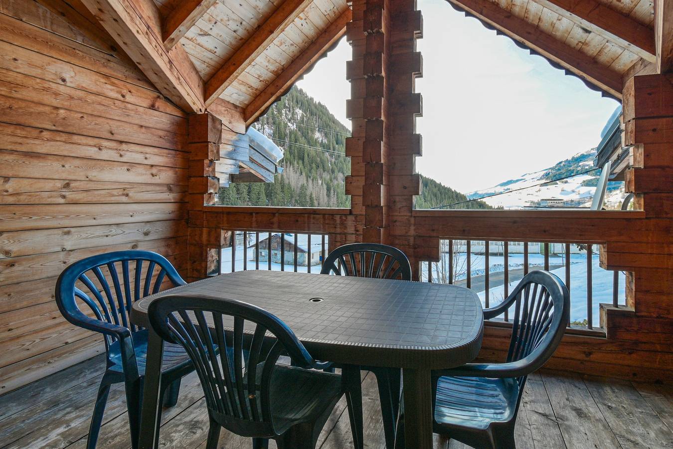 Chalet 'Lo Capstoa' avec vue sur la montagne, terrasse privée et Wi-Fi in Hauteluce, Région d'Albertville