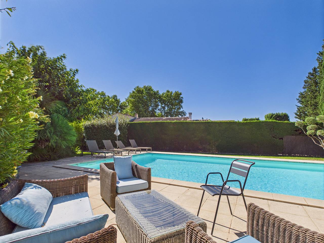 ¡Encantadora casa en Paradou con piscina, aire acondicionado y jardín cerca del pueblo! in Paradou, Region de Arles