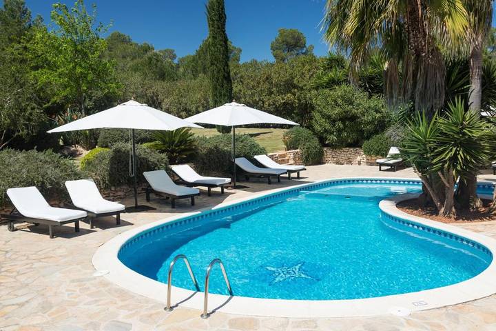 Villa für 6 Personen, mit Whirlpool und Garten auf Ibiza