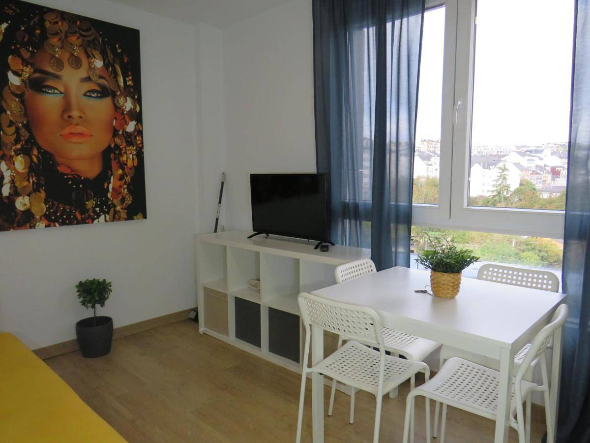 Apartamento entero, One-Bedroom Standard Apartment in Lugo, Provincia de Lugo