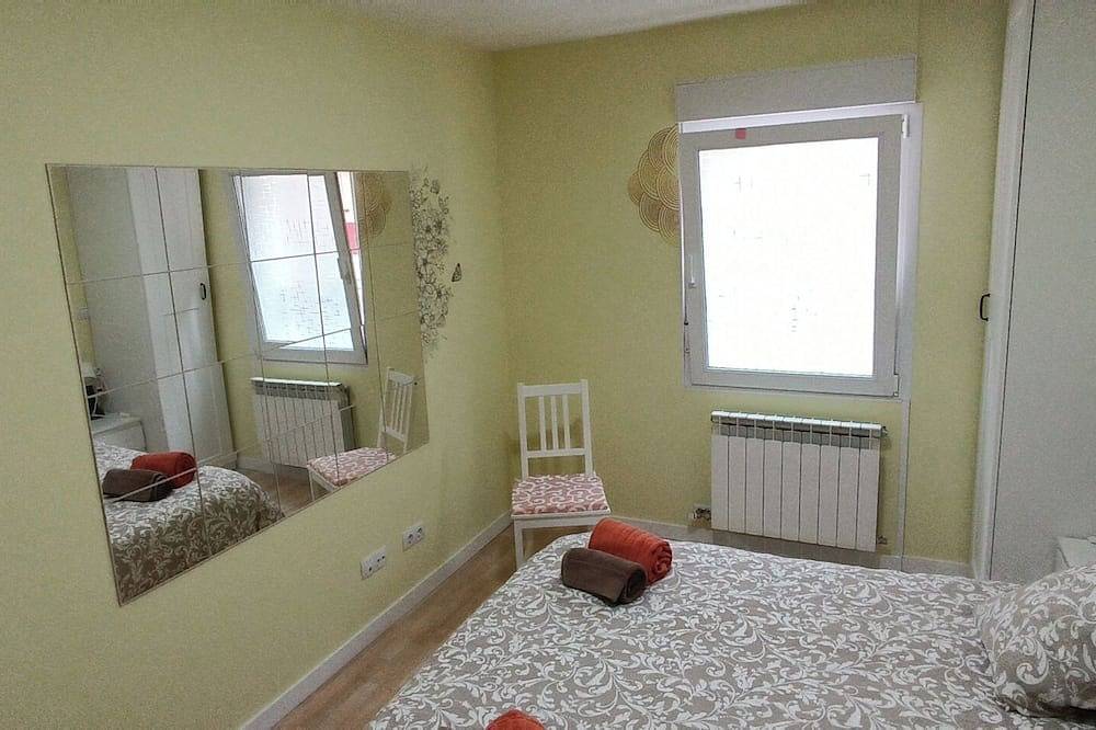 Entire apartment, Dreams Home Apartamento muy Céntrico, Tranquilo y Sencillo Para Tres Personas in Burgos, Burgos Province