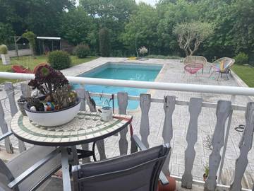Cottage pour 10 personnes, avec terrasse et piscine à Saint-Laurent-de-Neste