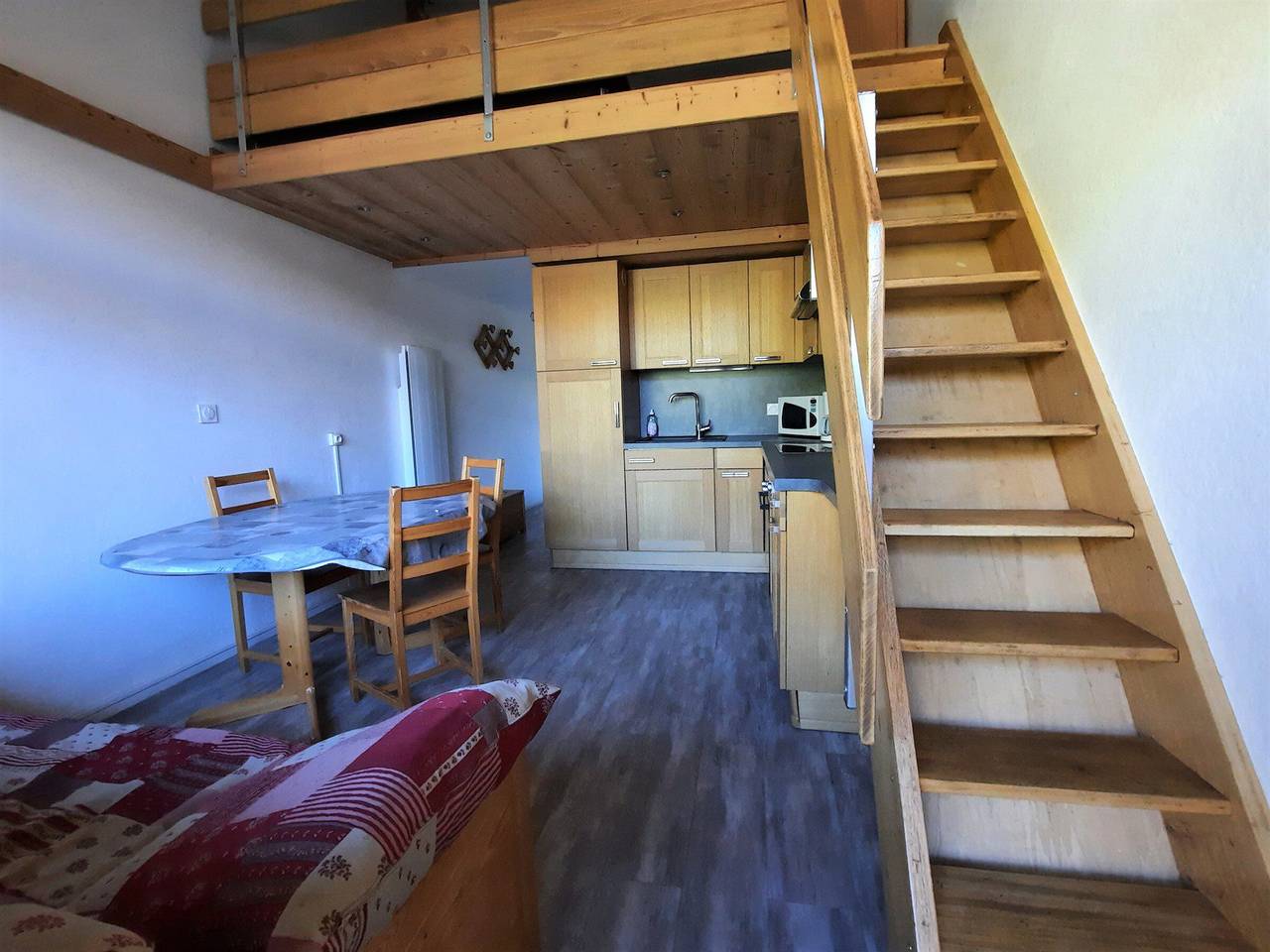 Ganze Wohnung, Gemütliche Wohnung 50m von den Pisten, 2 Zimmer für 6 Personen, Balkon und verfügbare Services in Les Menuires, Saint-Martin-de-Belleville