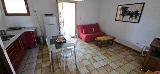 Hôtel pour 5 personnes, avec vue ainsi que piscine et jardin à Saint-Martin-de-Crau