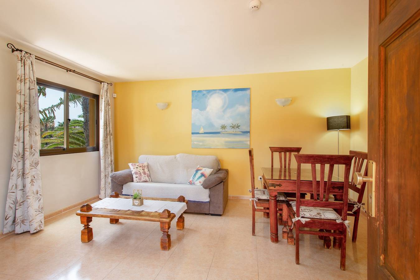 Apartamento entero, Apartamento Vacacional 'Tamarindo Pool View' con Piscina Compartida, Terraza Privada y Wi-Fi in Oasis Tamarindo, La Oliva