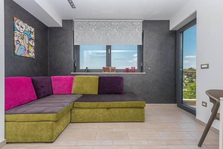Ferienwohnung für 2 Personen, mit Balkon und Pool sowie Ausblick in Krvavica - 4