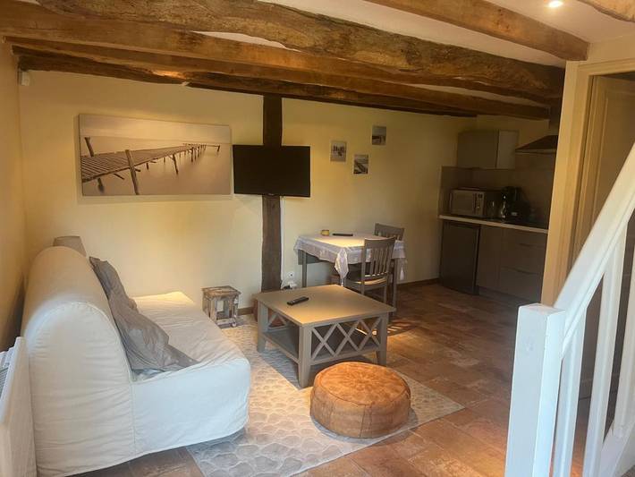 Chambre d’hôte pour 4 personnes, avec vue ainsi que jardin et terrasse à Monts