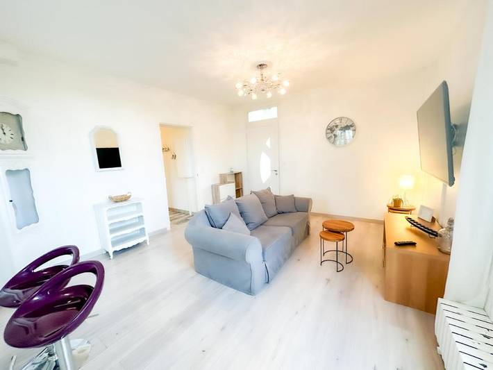 Gîte pour 6 personnes, avec jardin à Quincy-Voisins - 4