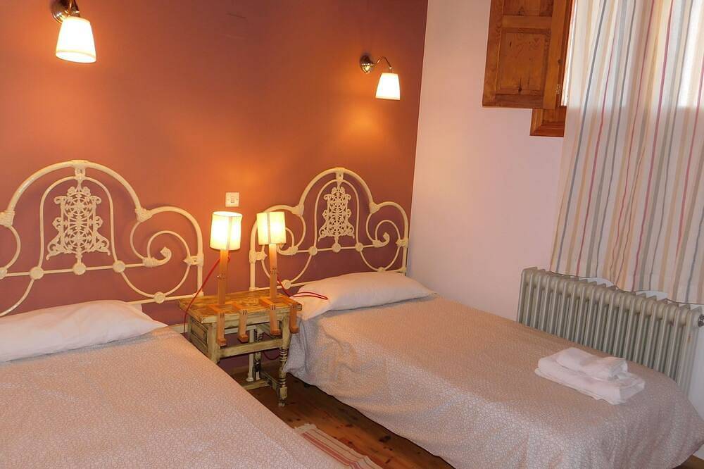 Maison-Cottage-Sdb privée avec baignoire-Vue sur Montagne in Navarredonda de Gredos, Région d'Ávila
