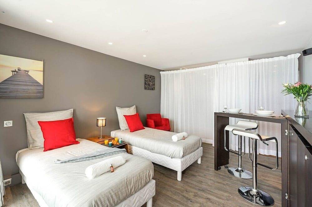 Appartement entier, Biarritz - Résidence Victoria surf - Face océan in Biarritz, Région de Bayonne