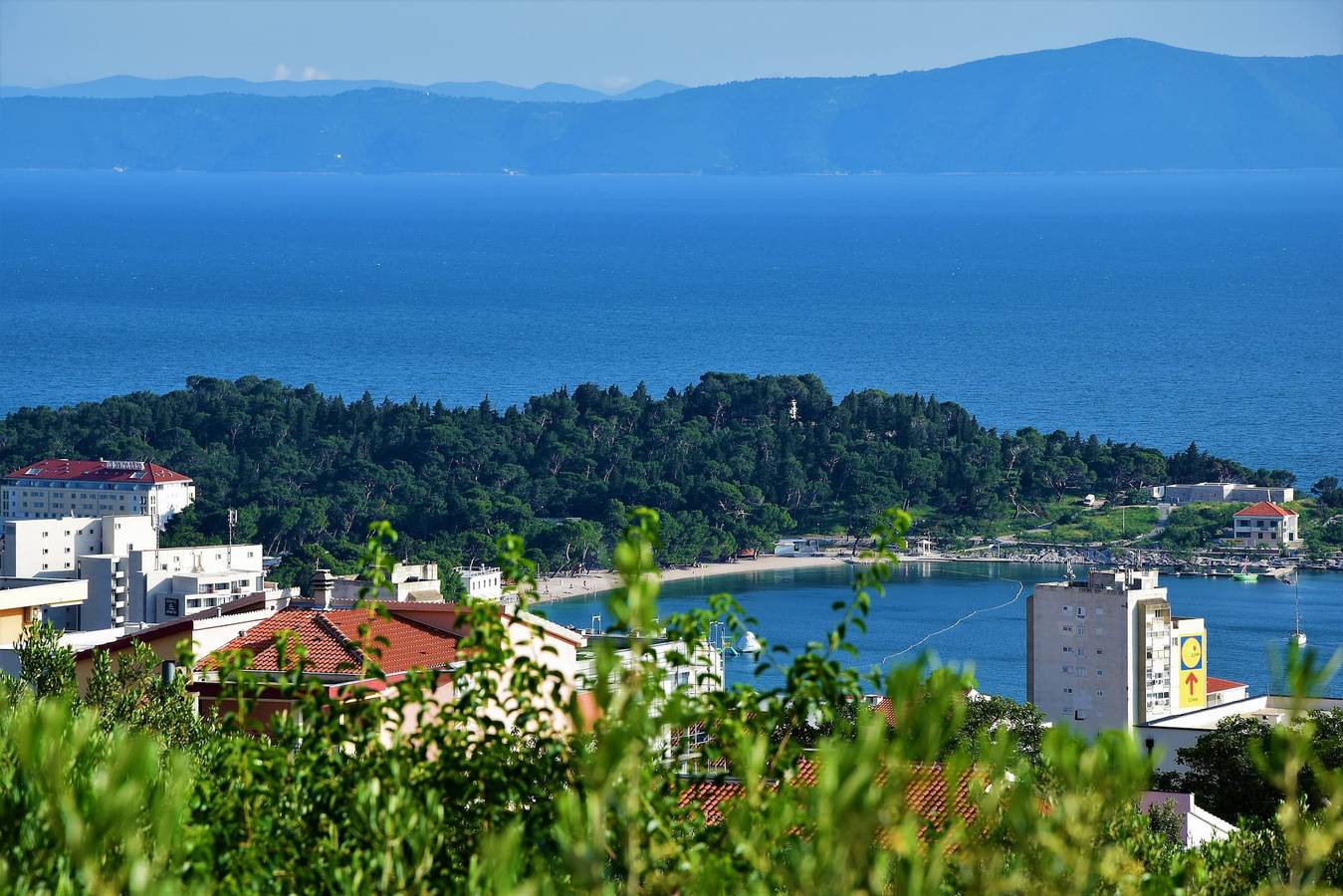 Entire apartment,  Adria View, Apartment Dino, Whirlpool, pool in Makarska, Makarska Riviera