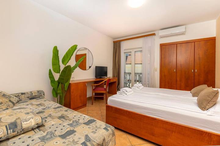 Maison d’hôte pour 3 personnes, avec vue et jardin