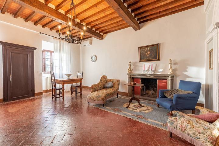 Vacation Home "Residenza D'Epoca Alcova" with Shared Pool, Shared Garden & Wi-Fi in Lucignano, Chianti