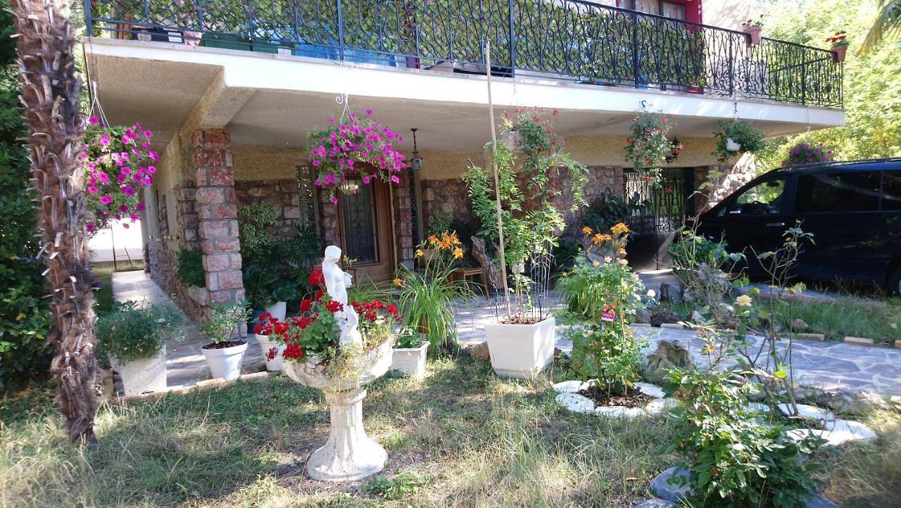 Appartement entier, Studio with Garden View in Vernet-les-Bains, Parc naturel régional des Pyrénées catalanes