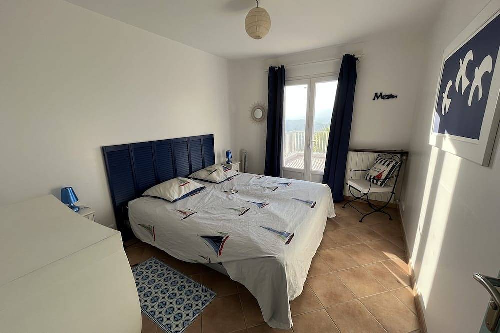 Villa 10 Pers, Piscine 5x10m, Belle Vue Mer, Proche Plages Porticcio & Ajaccio in Bastelicaccia, Région d'Ajaccio