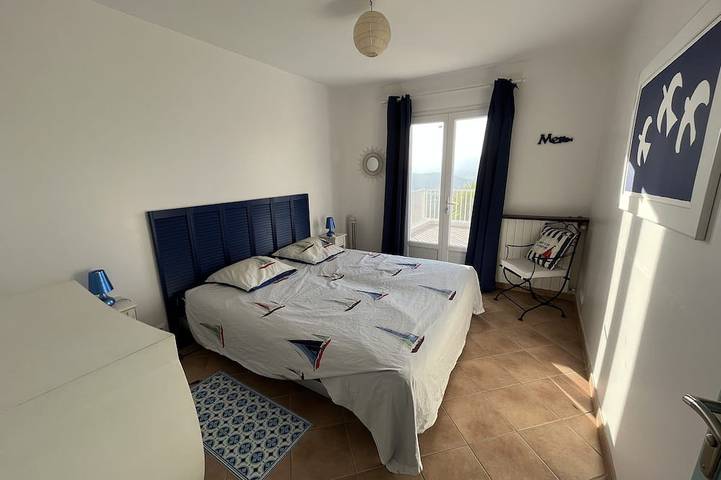 Location de vacances pour 10 personnes, avec terrasse et jardin à Bastelicaccia - 3