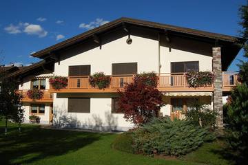 Ferienwohnung für 4 Personen, mit Garten und Balkon in Höfen