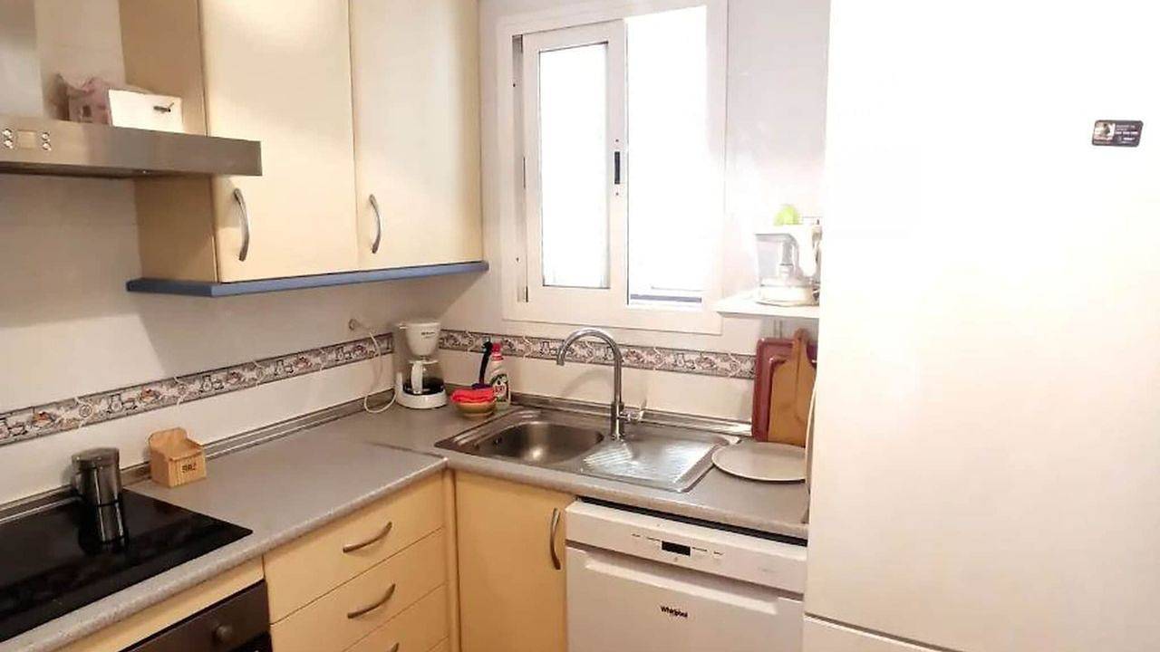 Apartamento vacacional entero, Apartamento de vacaciones para 4 personas con terraza in La Isleta del Moro, Níjar