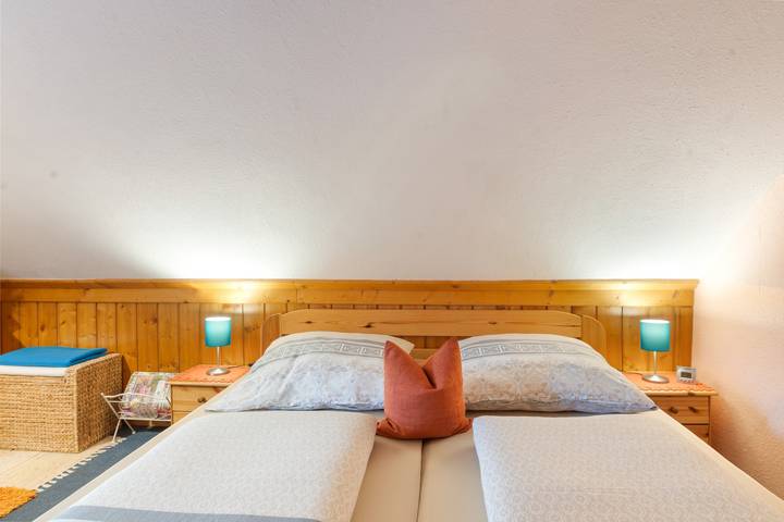 Appartement entier, Pension Kaufmann : appartement 1 à 3 personnes à Oberwiesenthal, Monts Métallifères in Kurort Oberwiesenthal, Oberwiesenthal