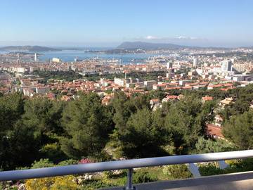 Cottage pour 2 personnes, avec terrasse à Toulon