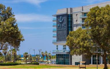 Hôtel pour 2 personnes, avec balcon ainsi que piscine et vue à Ashdod