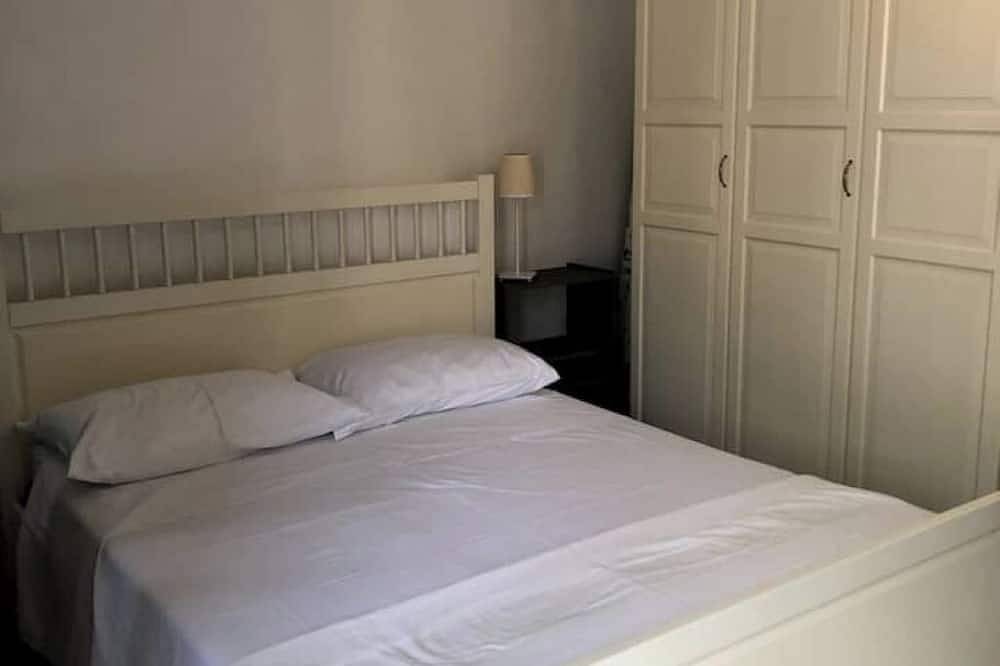 Room with private bathroom and stunning views in the heart of Vicenza in Vicenza, Vicenza Province