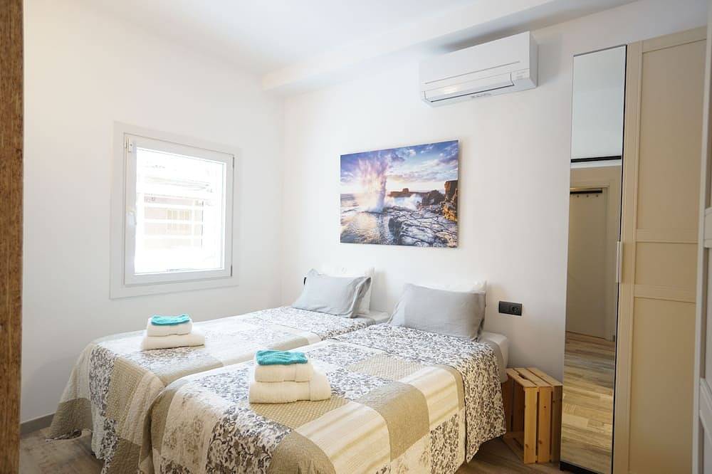 Playa de Palma, Villa con jardín privado a 2 minutos de la playa . in Can Pastilla, Palma