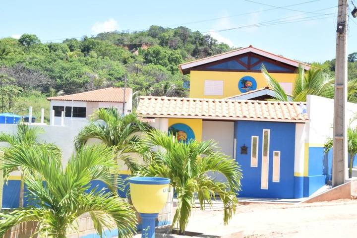 Casas e apartamentos de temporada para 4 pessoas, com piscina e piscina infantil e ainda vista and terraço em Japaratinga