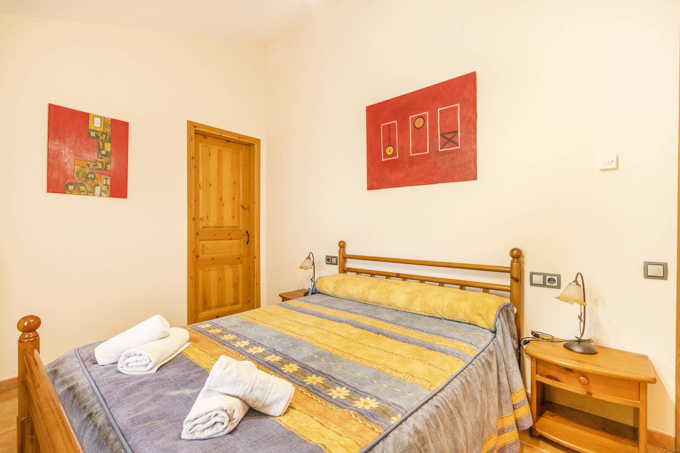 Zimmer 'Doppel 2' Casa Roca-Sant Martí de Barcedana mit Wlan und Klimaanlage. in Sant Martí de Barcedana, Gavet de la Conca