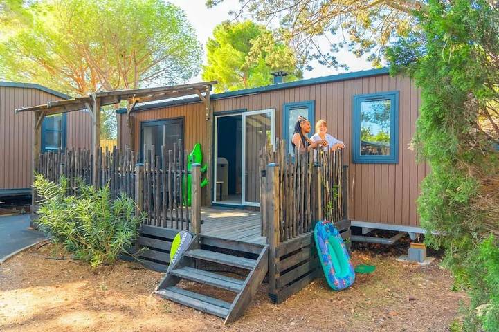 Camping pour 8 personnes à Vic-la-Gardiole