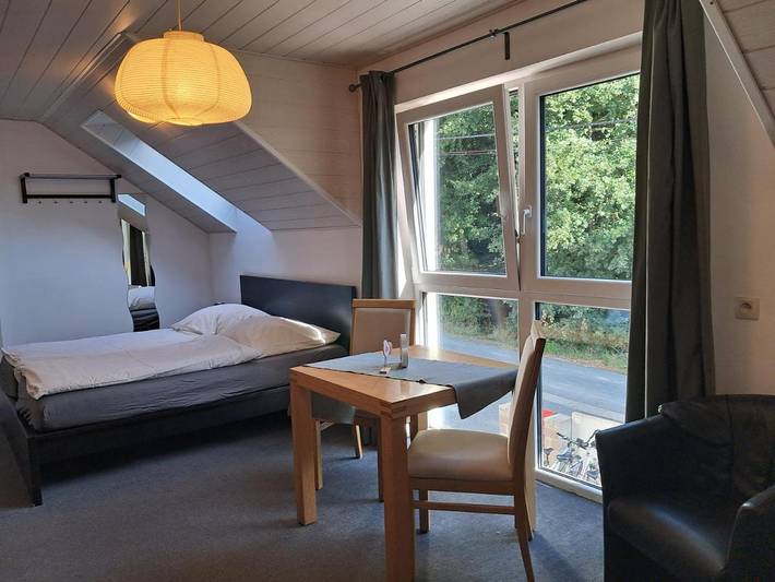 Chambre d’hôte pour 3 personnes, avec vue et jardin, adapté aux familles